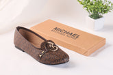MICHAEL KORS ALICE LOGO BALLET FLAT PUMPS - BROWN