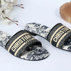 CD CASUAL SLIDES