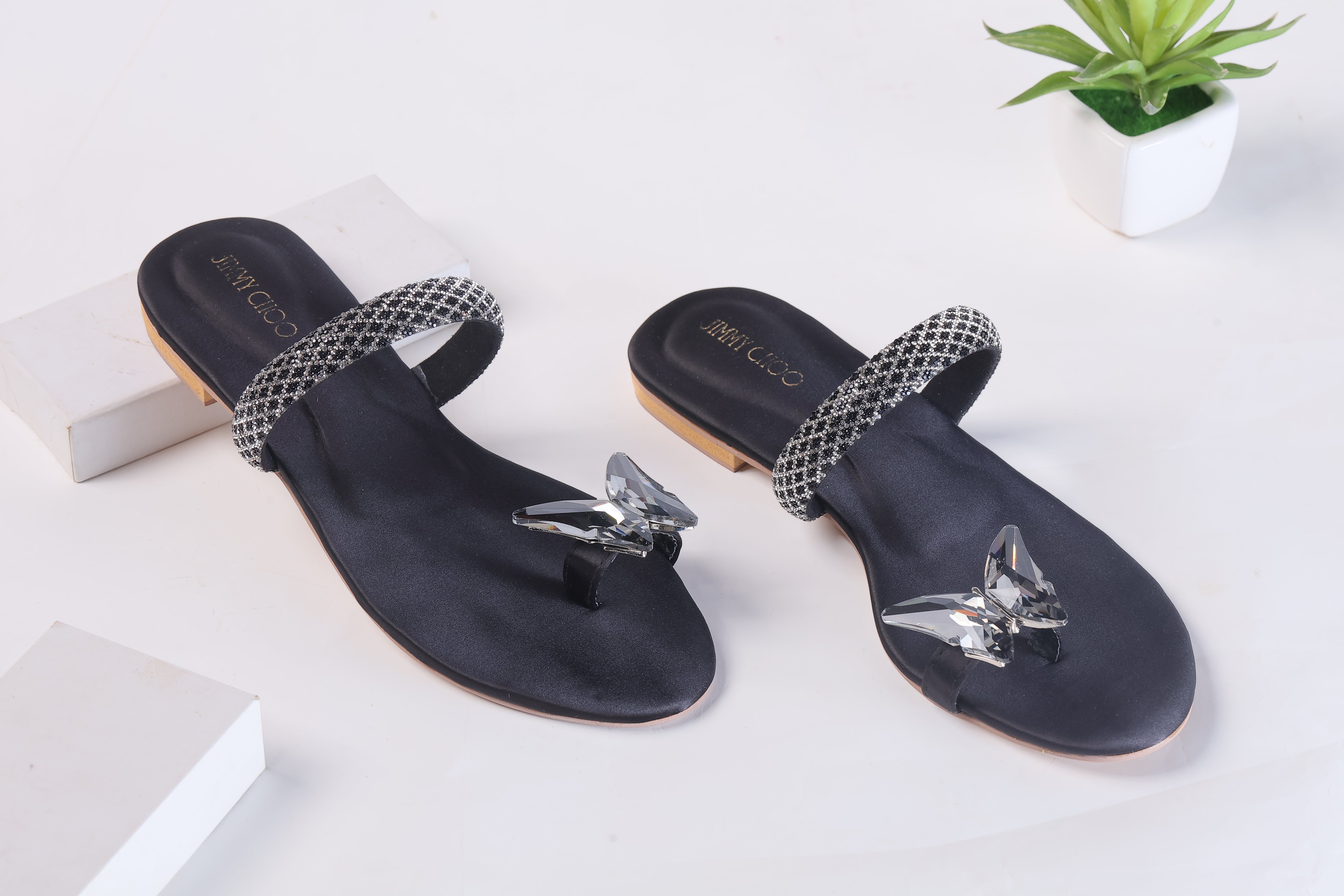 JIMMY CHOO CHIRSTAL BUTTERFLY-BLACK
