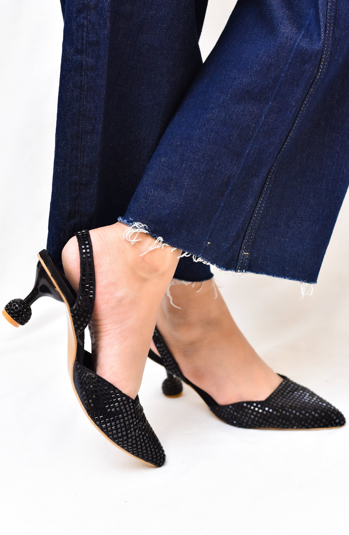 RHINESTONE POINTED TOE SLINGBACK PUMPS - BLACK