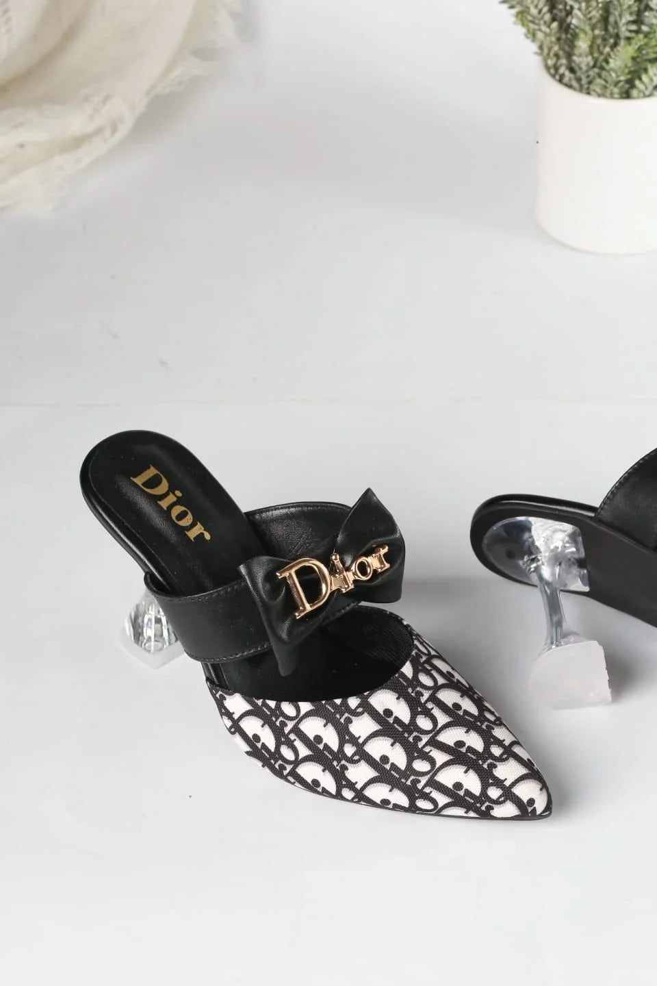DIOR CASUAL HEEL PUMPS - BLACK