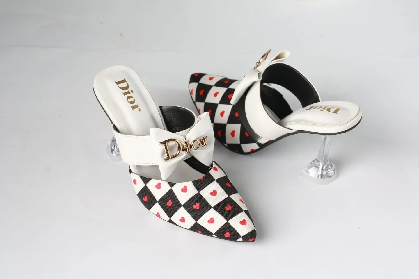 DIOR CASUAL HEEL PUMPS - WHITE (HEART)