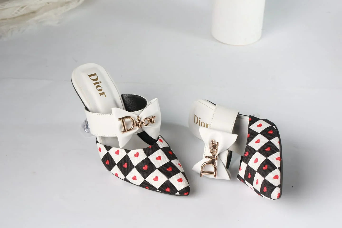 DIOR CASUAL HEEL PUMPS - WHITE (HEART)