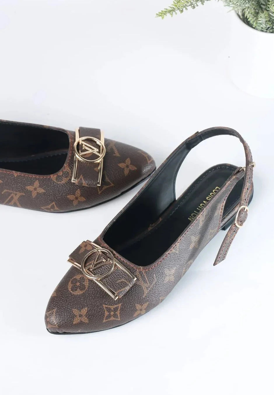 LV MONOGRAM POINTED TOE FALT PUMPS