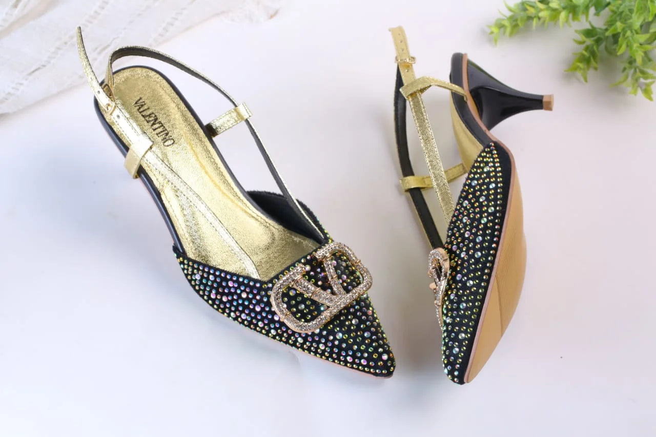 VLOGO SIGNATURE PUMPS - BLACK (MULTI)