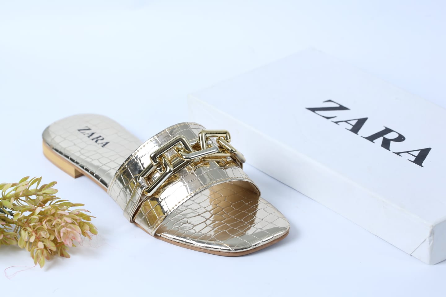 ZARA SQUARE TOE GOLDEN CHAIN SLIDES - GOLDEN