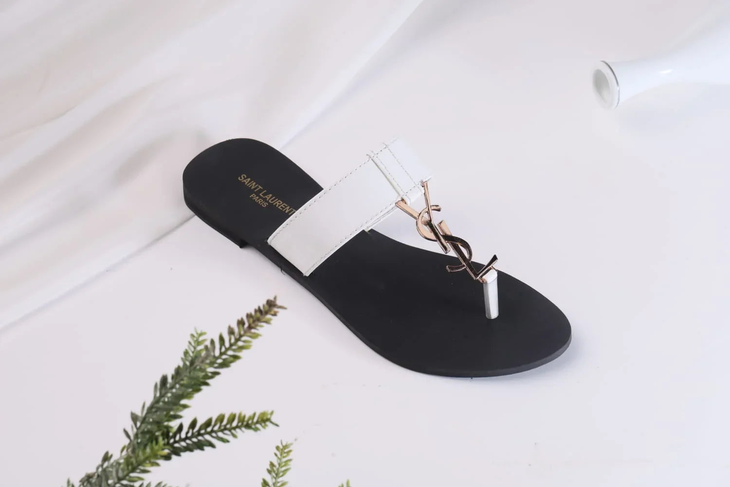 SAINT LAURENT CASSANDRA SLIPPER - WHITE