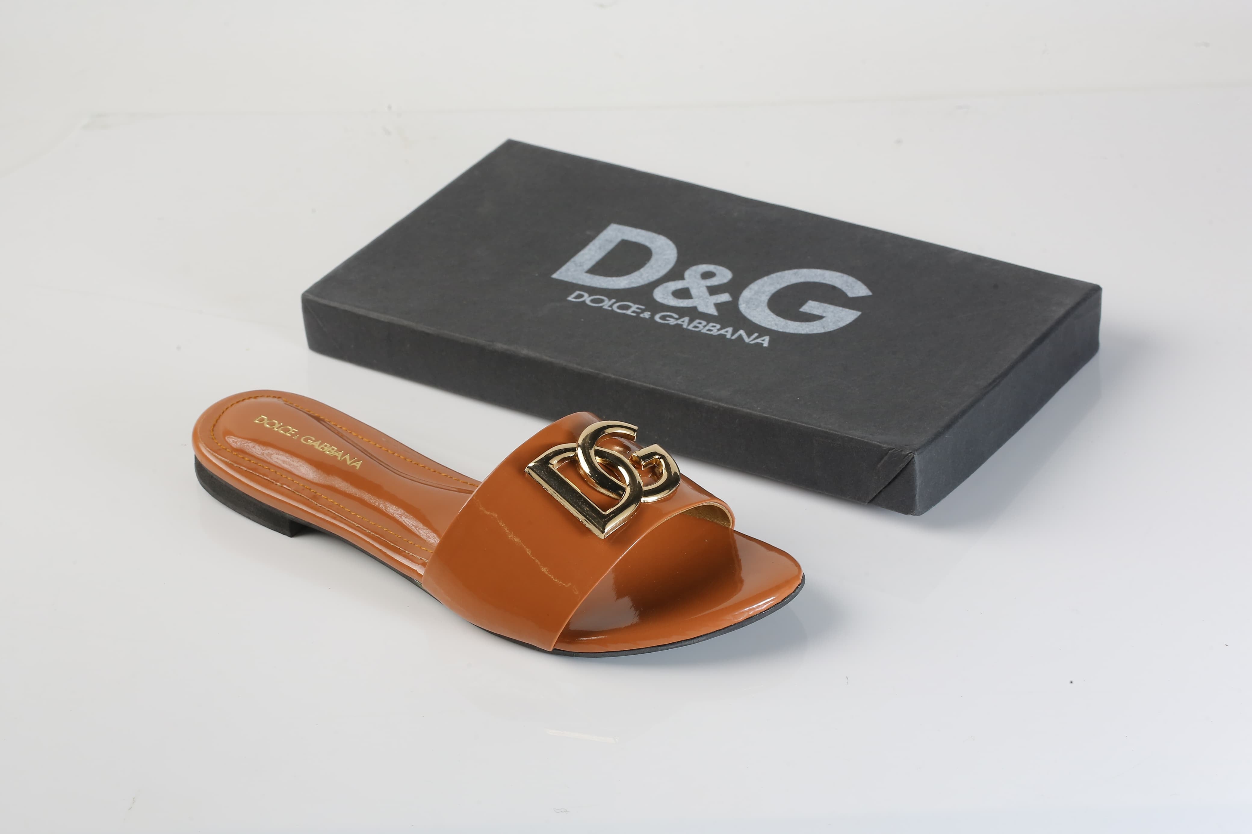 DOLCE & GABBANA SLIDE SANDALS - BROWN