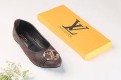 BROWN CHECK FLAT PUMPS