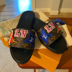 LOUIS VUITTON LV HEART SLIDES