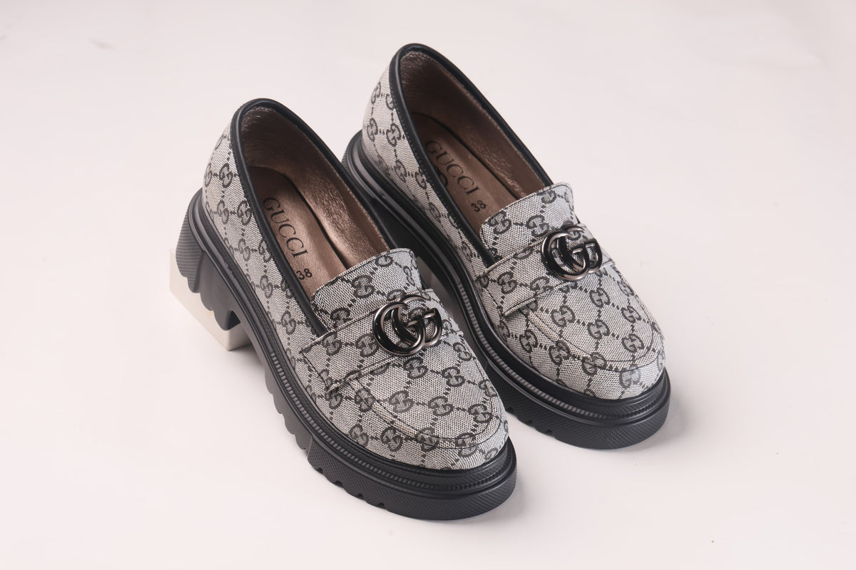 BLACK SHOES FOR WOMEN'S