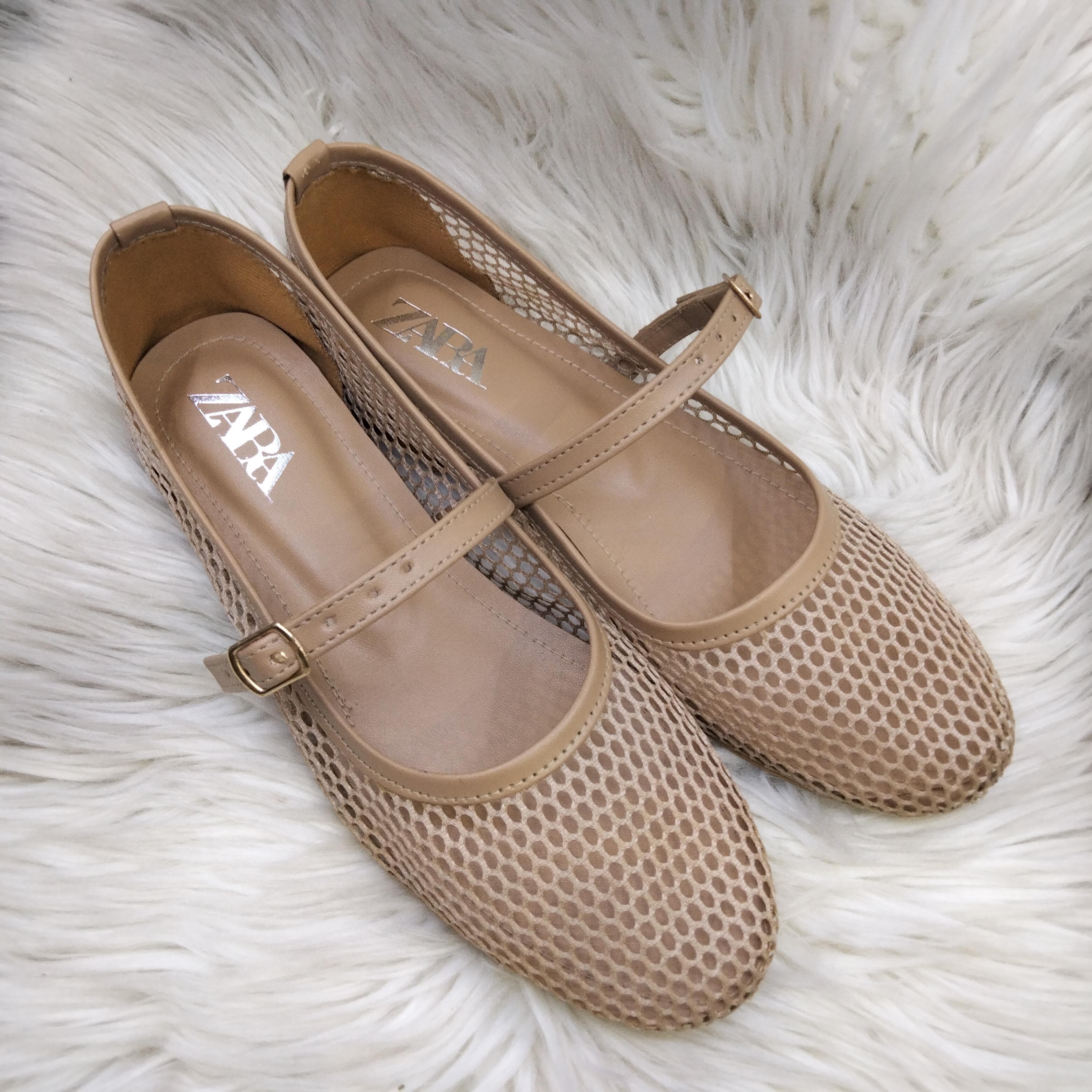 ZARA FISHNET BALLET FLAT PUMPS - BEIGE