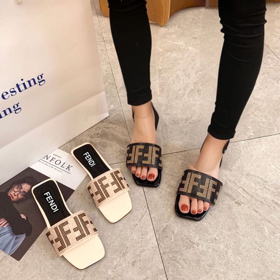 FENDI ROMA STONE SLIDES - BLACK