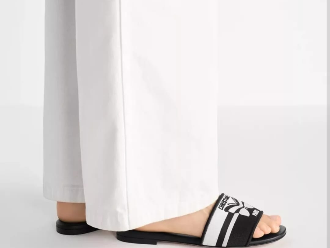 CHRISTIAN DIOR DWAY SLIDES Embroidered with Christian Dior Papillon Motif