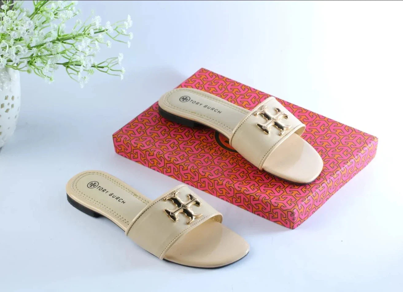 TORY ELEANOR SLIDES - BEIGE
