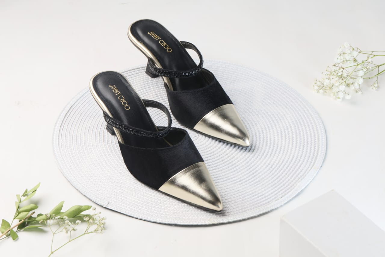 JIMMY CHOO WOMEN KITTEN HEEL - GOLD