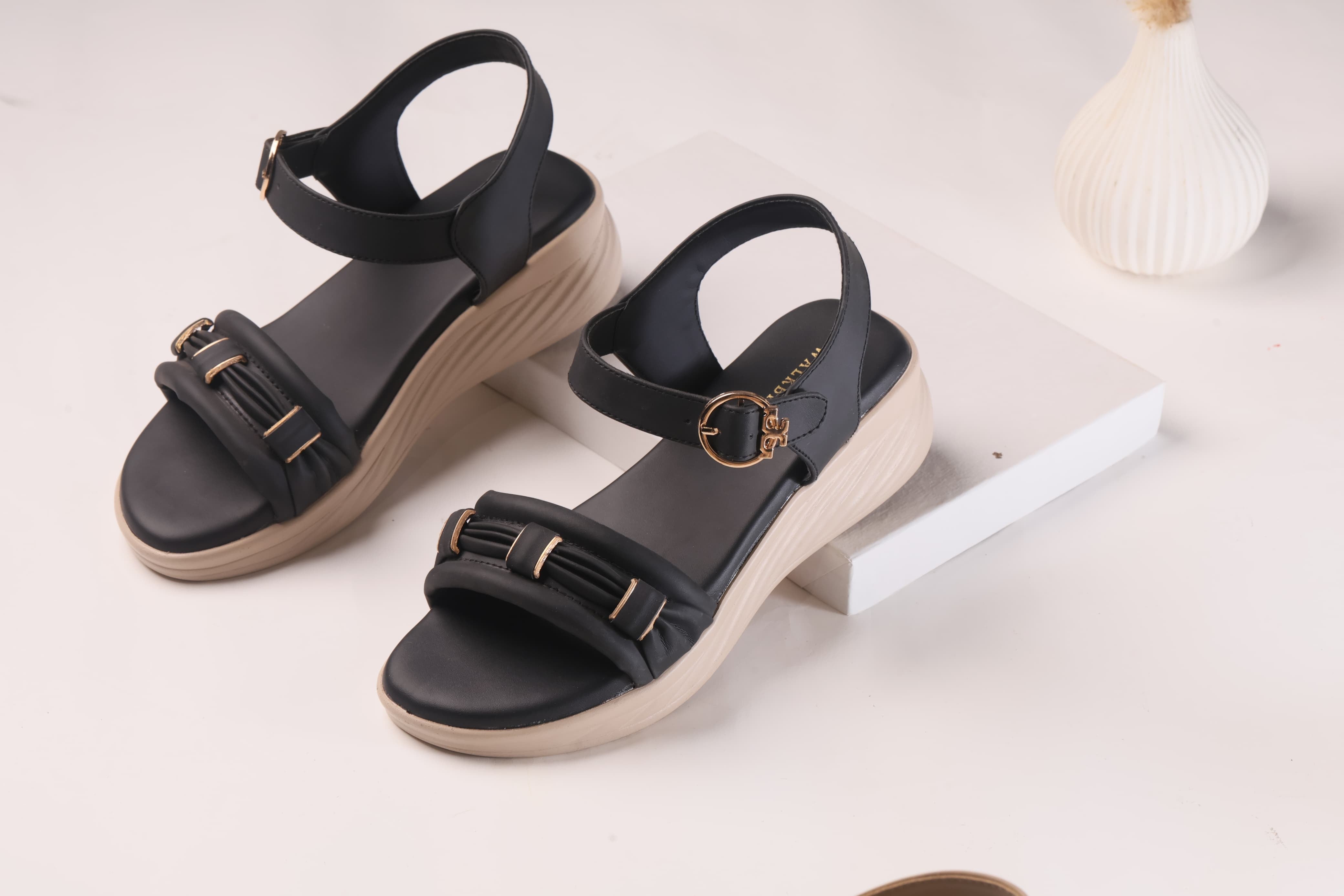 WALKBROS MEDICATED WEDGES SANDALS {  1  } - BLACK