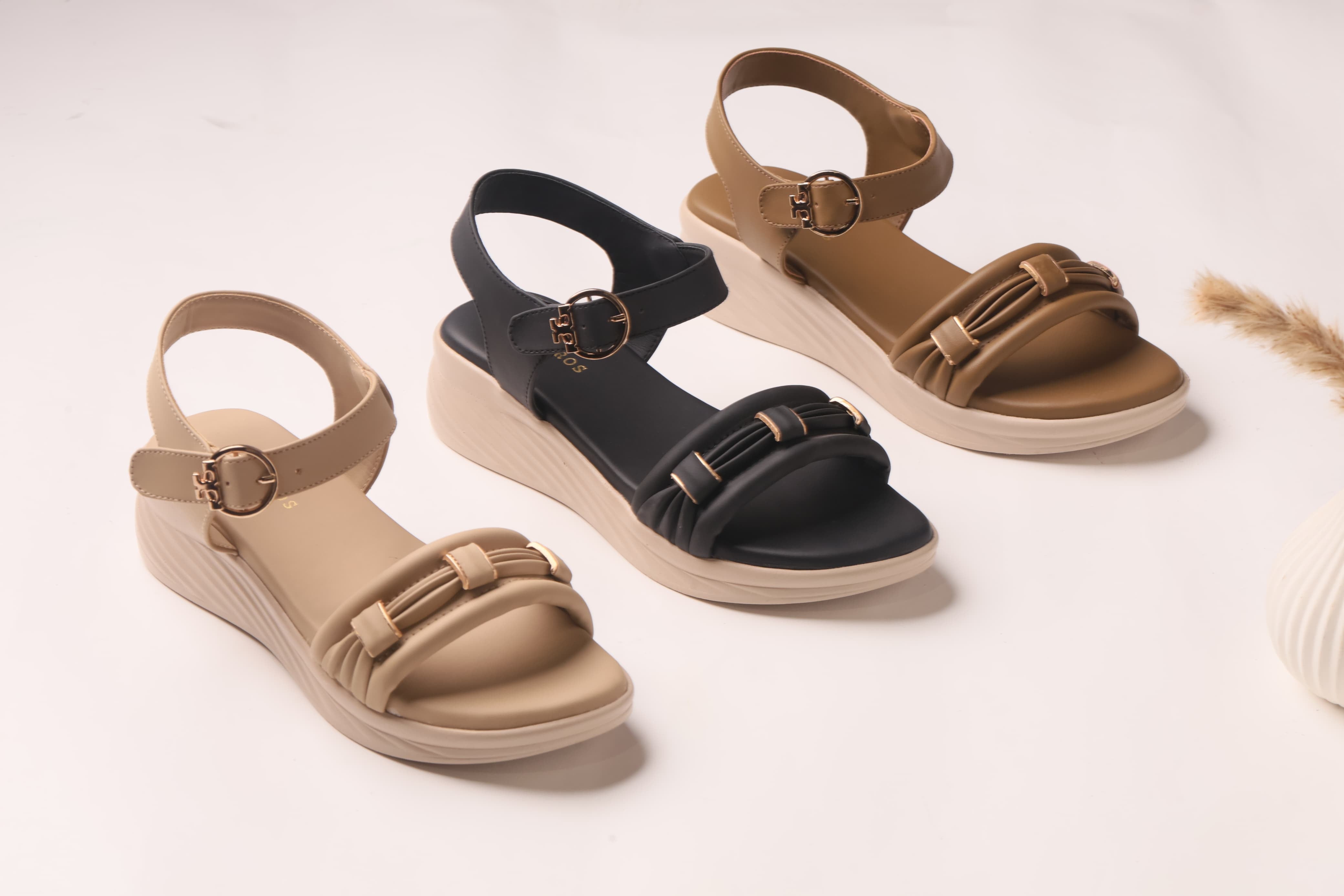 WALKBROS MEDICATED WEDGES SANDALS {  1  } - BLACK