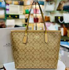 COACH PREMIUM ZIP TOTE BAG SIGNATURE CANVAS - BEIGE